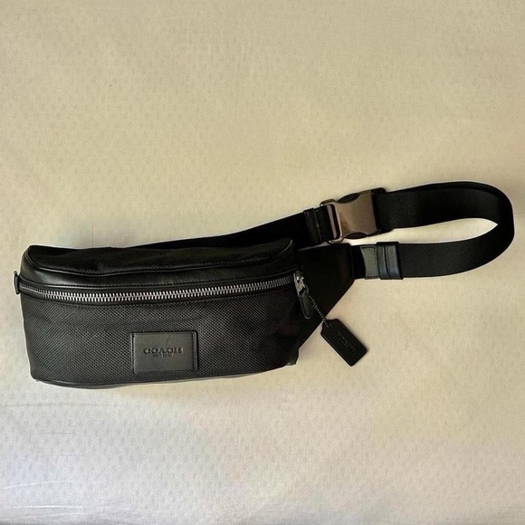 Coach Sling Bag - Picture 1 of 5